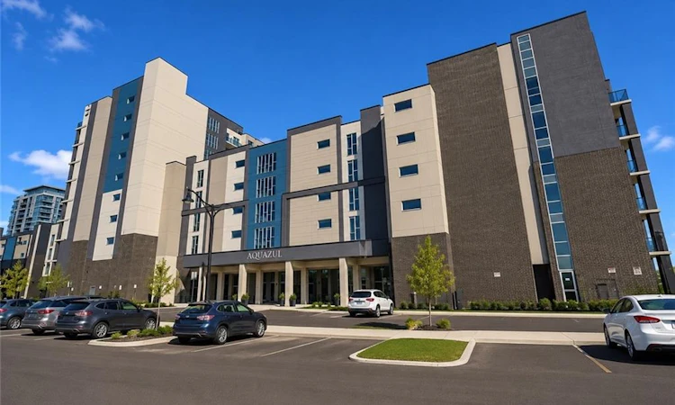 346-16 Concord Place