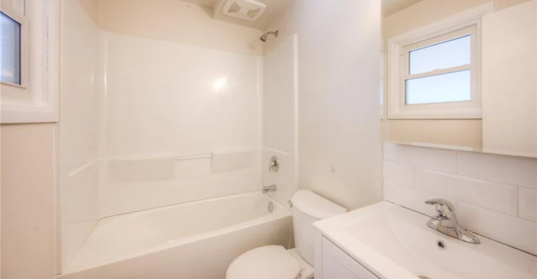 33-158 Erb Street E, Waterloo, ON, N2J 1M4 - 4
