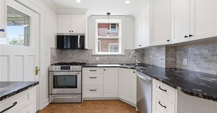 87 Empress Avenue, Hamilton, ON, L9A 1M5 - 7