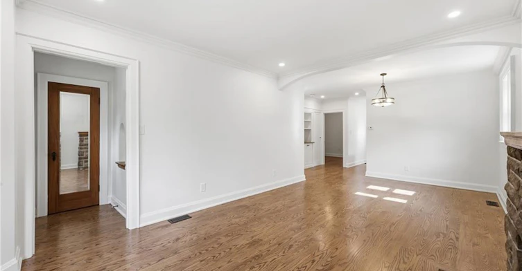87 Empress Avenue, Hamilton, ON, L9A 1M5 - 4
