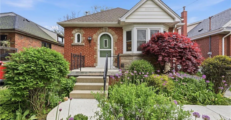 87 Empress Avenue, Hamilton, ON, L9A 1M5
