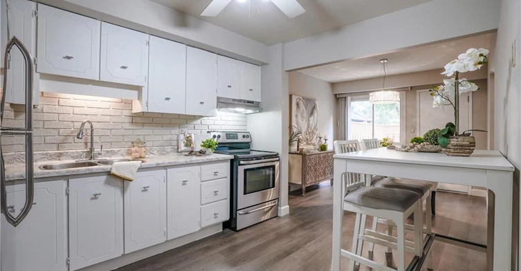 90 St. Andrews Drive, Hamilton, ON, L8K 6H4 - 4