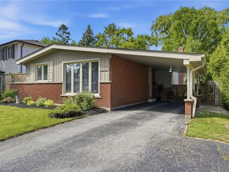 345 Erindale Drive, Burlington, ON, L7L 4T3 - 3