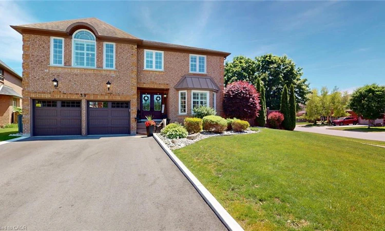 39 Falcon Court