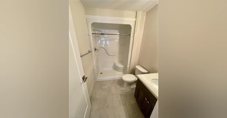 4 Showers Lane, Hamilton, ON, L9G 0H2 - 12