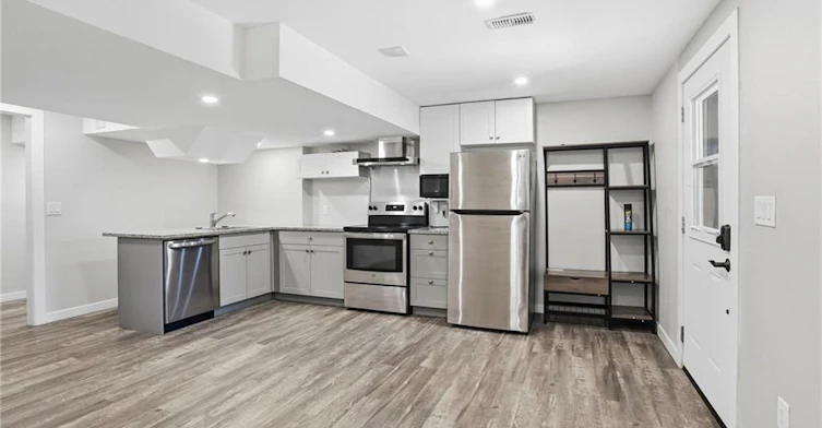 LOWER-43 Fleming Crescent, Cayuga, ON, N3W 0C3 - 2