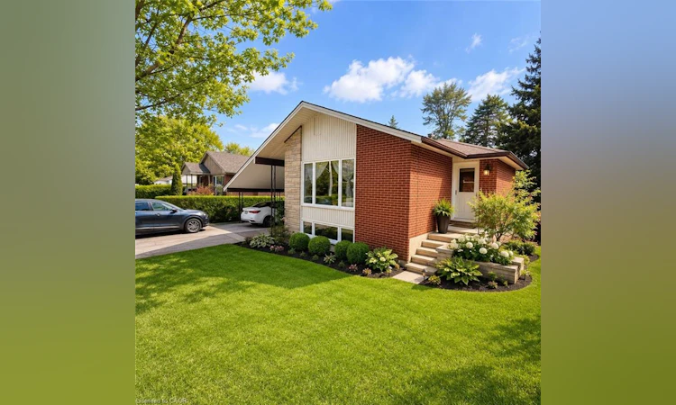 82 Blackwood Crescent