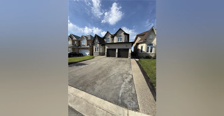 68 Dolomiti Court, Hamilton, ON, L8J 3H5 - 3
