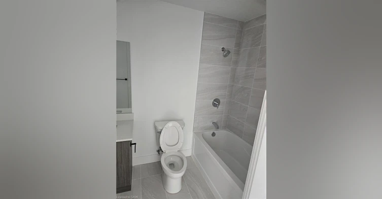 820-2782 Barton Street, Hamilton, ON, L8E 2J8 - 4
