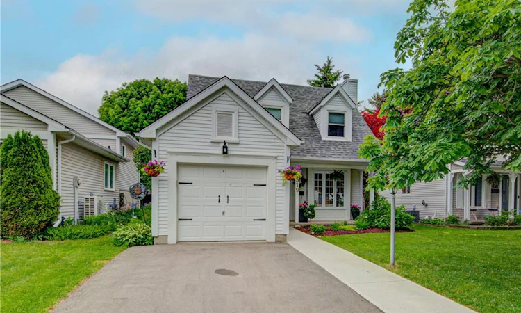 519 Westvale Drive