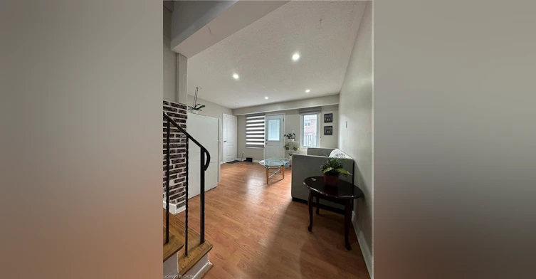 56-7255 Dooley Drive, Mississauga, ON, L4T 2S7 - 2
