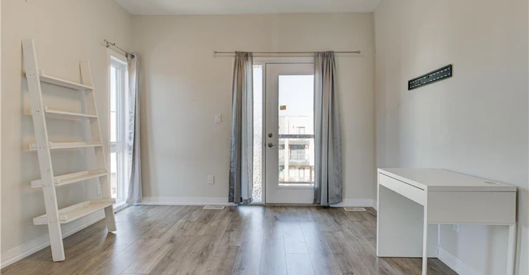 73-261 Woodbine Avenue, Kitchener, ON, N2R 0A9 - 10