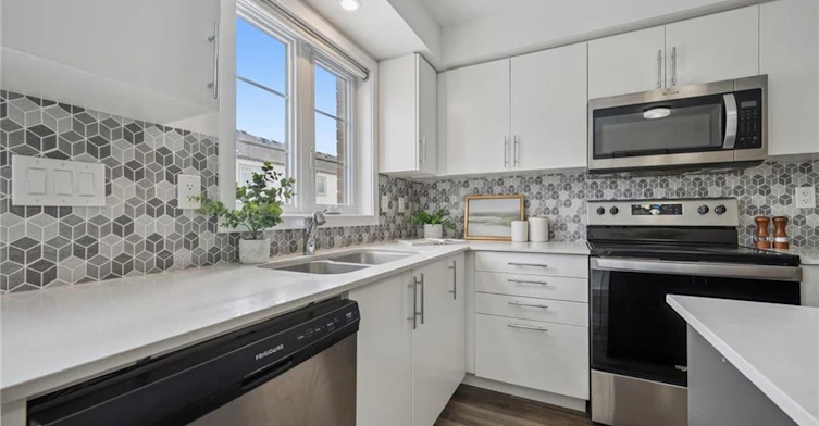 26-205 West Oak Trail, Kitchener, ON, N2R 0R9 - 19