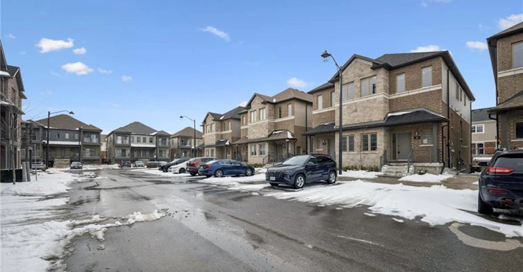 26-205 West Oak Trail, Kitchener, ON, N2R 0R9 - 4