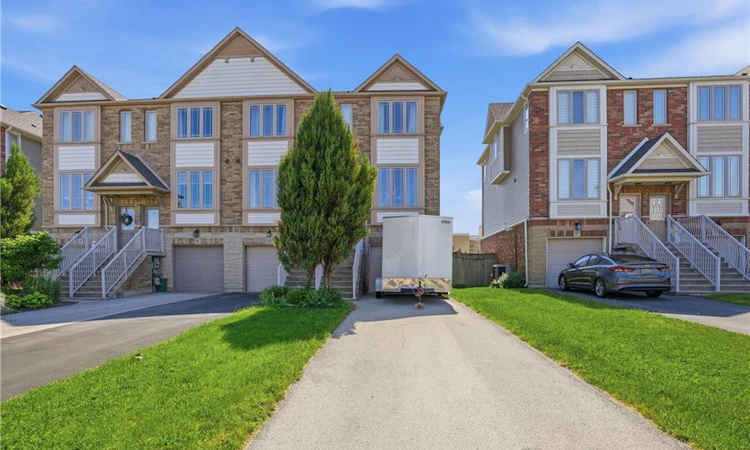 15 Hemlock Way