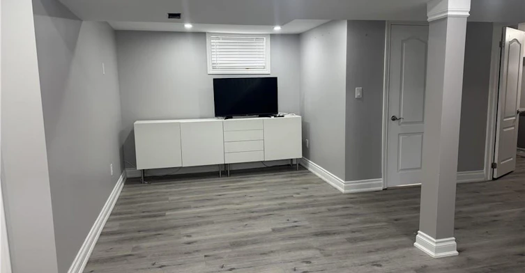 Lower-387 Upper Gage Avenue, Hamilton, ON, L8V 4H8 - 3