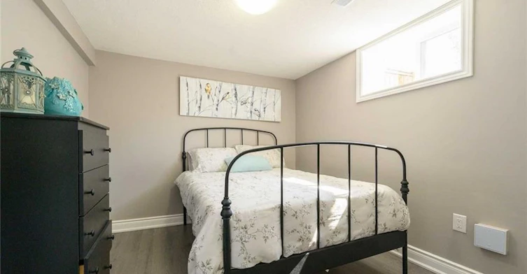 Lower-387 Upper Gage Avenue, Hamilton, ON, L8V 4H8 - 6