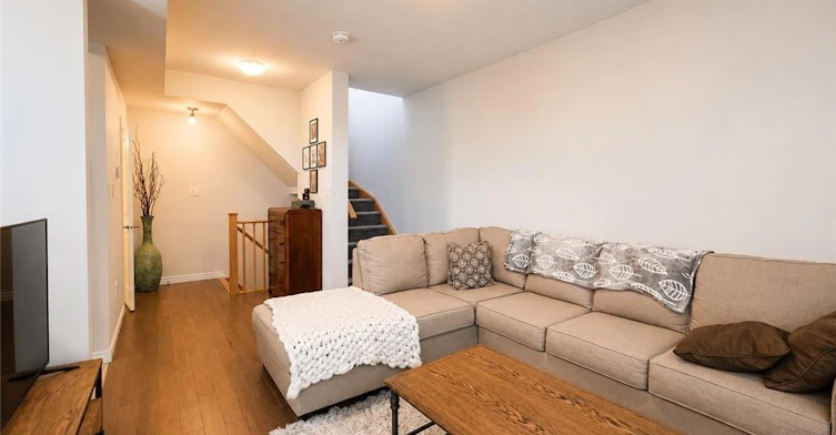 9 Pim Lane, Hamilton, ON, L9K 0K1 - 3