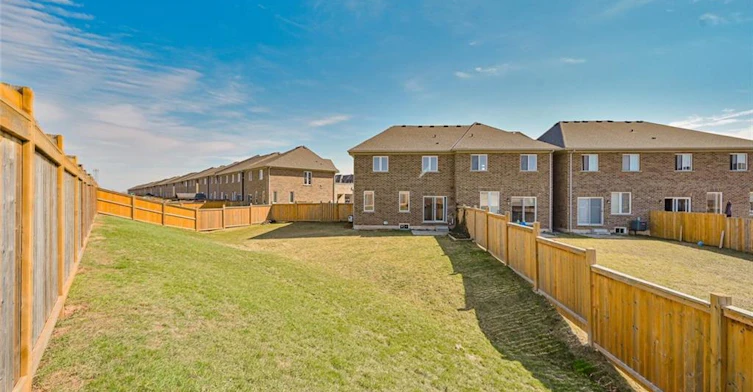 Upper-23 Pinot Crescent, Hamilton, ON, L8E 0J8 - 47