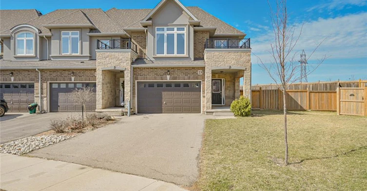 Upper-23 Pinot Crescent, Hamilton, ON, L8E 0J8 - 3