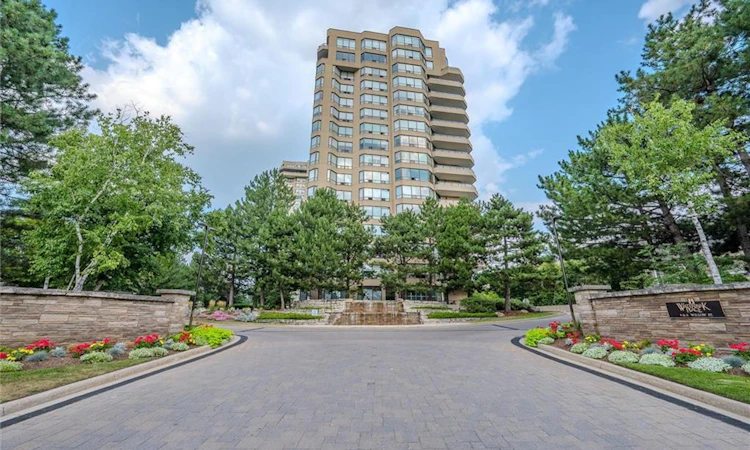 602-6 Willow Street