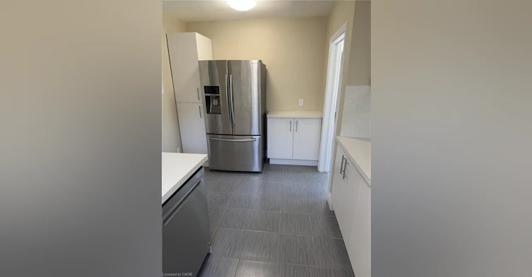 Upper-377 Martin Street, Milton, ON, L9T 2R6 - 3