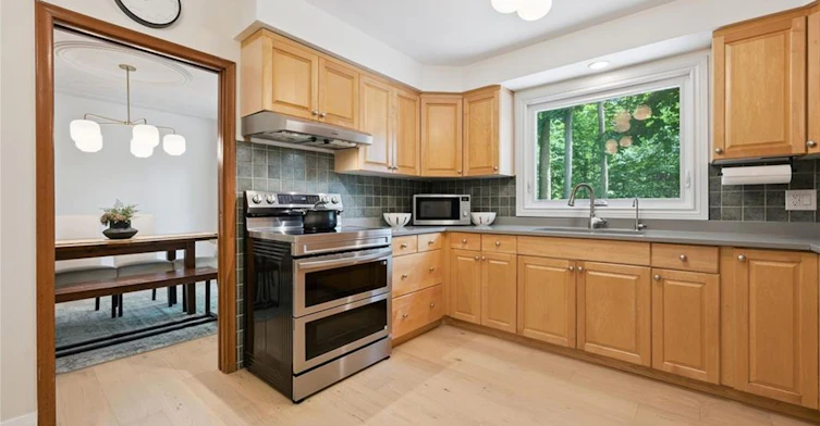 15 Wildwood Place, Waterloo, ON, N2L 4B2 - 12
