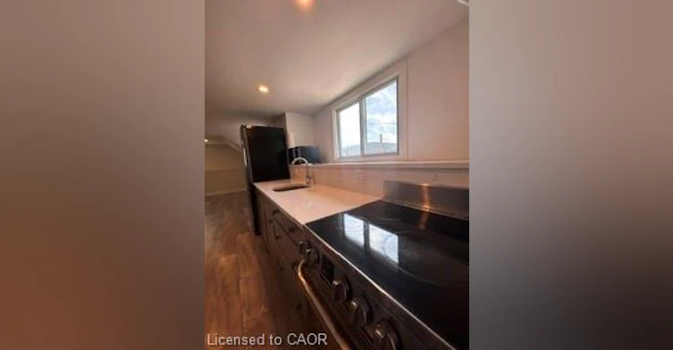 C-43 King Street W, Hamilton, ON, L9H 1T5 - 4