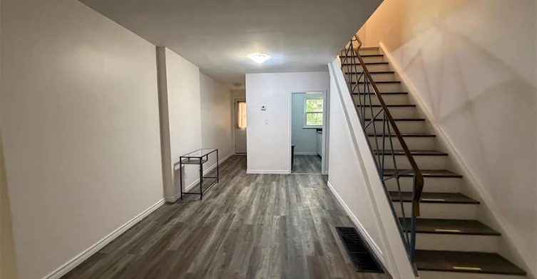 276 Westcourt Place, Waterloo, ON, N2L 2R7 - 6