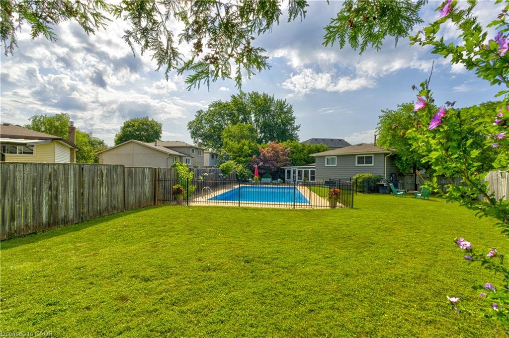 2225 Wyandotte Drive, Oakville, ON, L6L 2T4