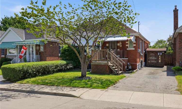 97 Tragina Avenue S
