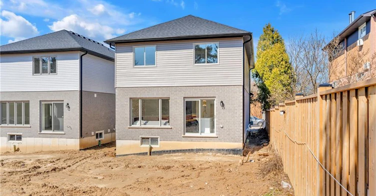 447 A Stone Church Road W, Hamilton, ON, L9B 1R7 - 33
