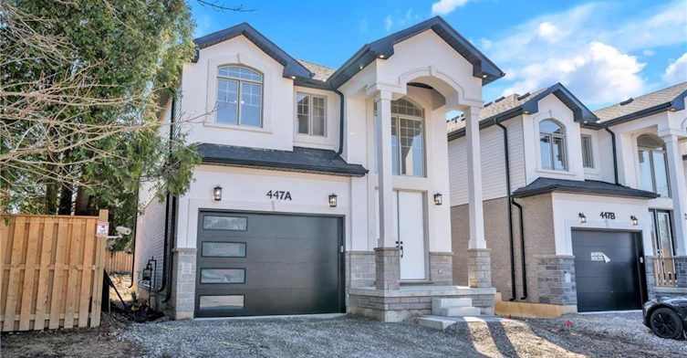 447 A Stone Church Road W, Hamilton, ON, L9B 1R7 - 2