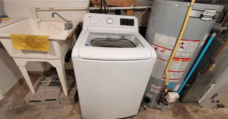 Lower Level-98 Limeridge Road E, Hamilton, ON, L9A 2S3 - 23