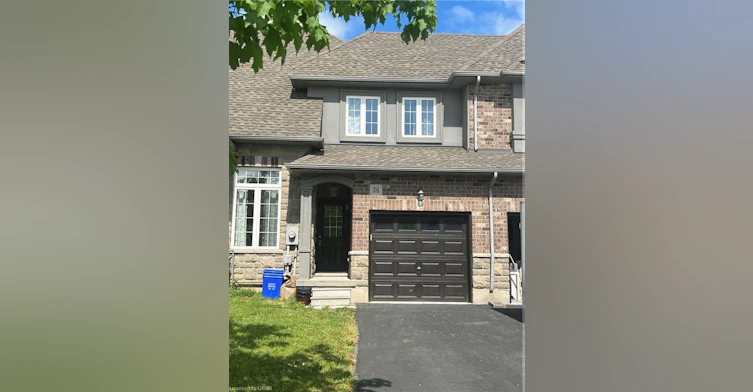 36 Medici Lane, Hamilton, ON, L9B 0C8