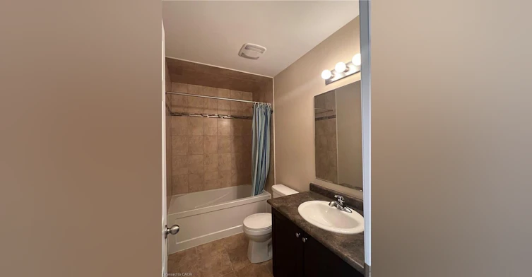 36 Medici Lane, Hamilton, ON, L9B 0C8 - 12