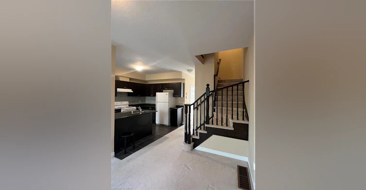 36 Medici Lane, Hamilton, ON, L9B 0C8 - 3