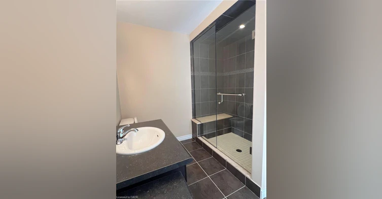 36 Medici Lane, Hamilton, ON, L9B 0C8 - 11