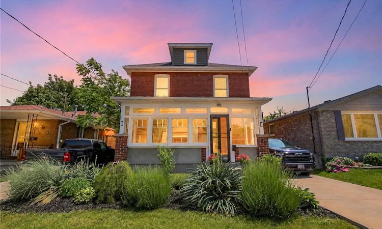 32 Lorne Street