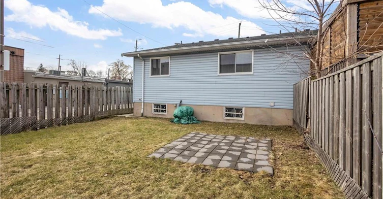 8 Brantdale Avenue, Hamilton, ON, L9C 1B7 - 25