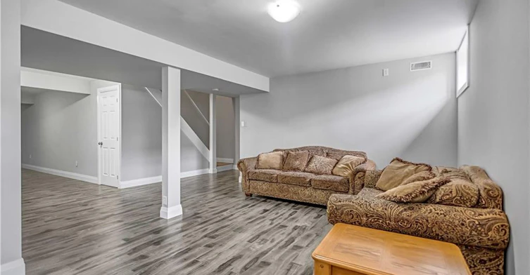 8 Brantdale Avenue, Hamilton, ON, L9C 1B7 - 17