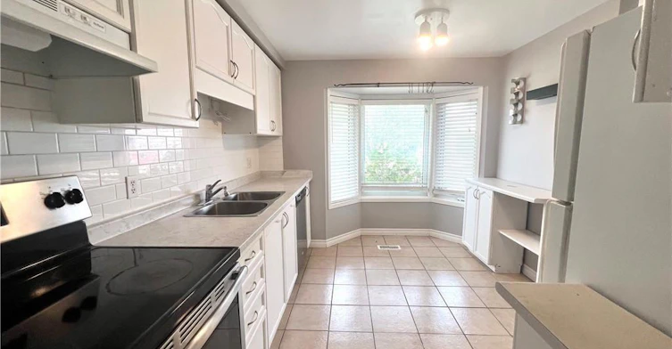 A-209 Auburn Drive, Waterloo, ON, N2K 3T1 - 5