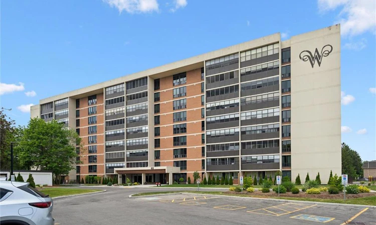 211-65 Westmount Road