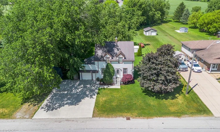 3407 Lobsinger Line