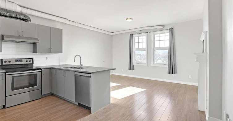 302-657 Barton Street E, Hamilton, ON, L8L 3A3 - 5