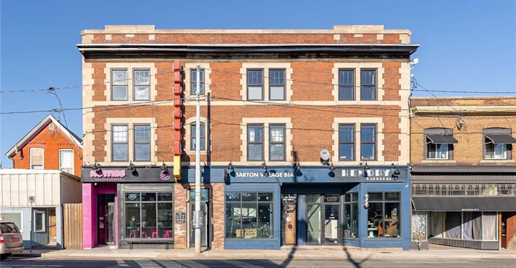 302-657 Barton Street E, Hamilton, ON, L8L 3A3