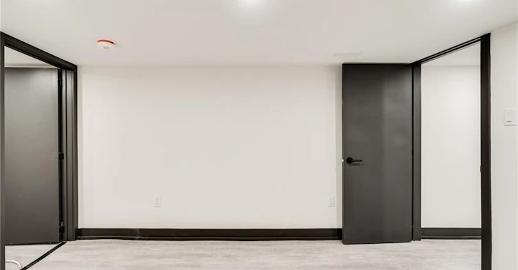 BASEMENT-183 Maplewood Avenue, Hamilton, ON, L8M 1X6 - 13
