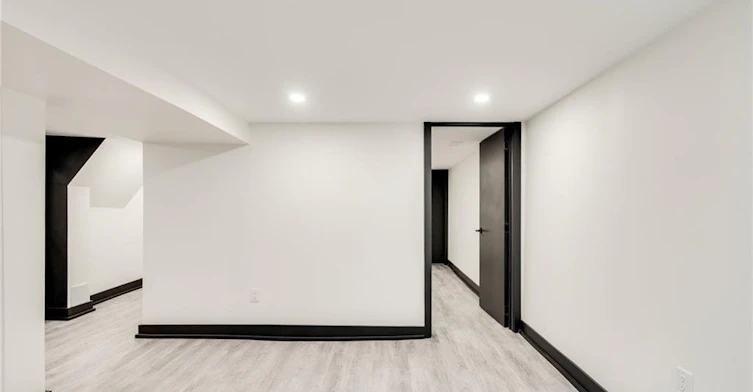 BASEMENT-183 Maplewood Avenue, Hamilton, ON, L8M 1X6 - 9