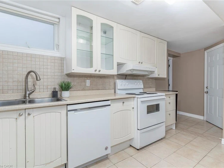 193 Pine Cove Road, Burlington, ON, L7N 1W1 - 19