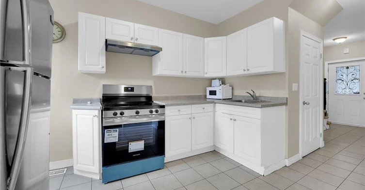 31 Gibson Avenue, Hamilton, ON, L8L 6J4 - 4